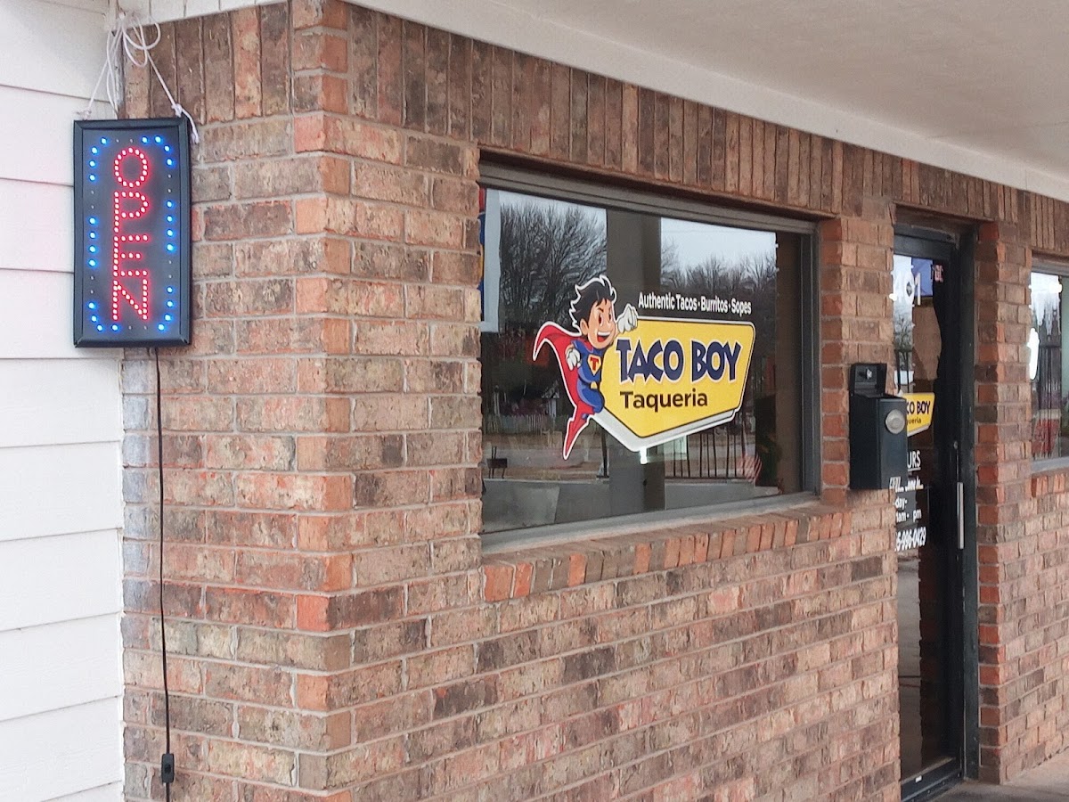 Taco Boy Restaurant - Photo 1