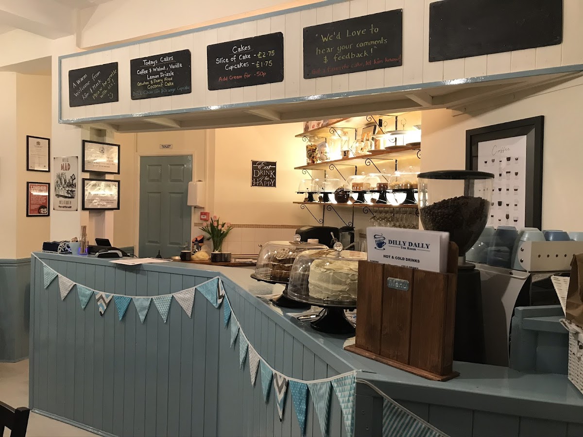 DillyDally Tearoom - Brixham