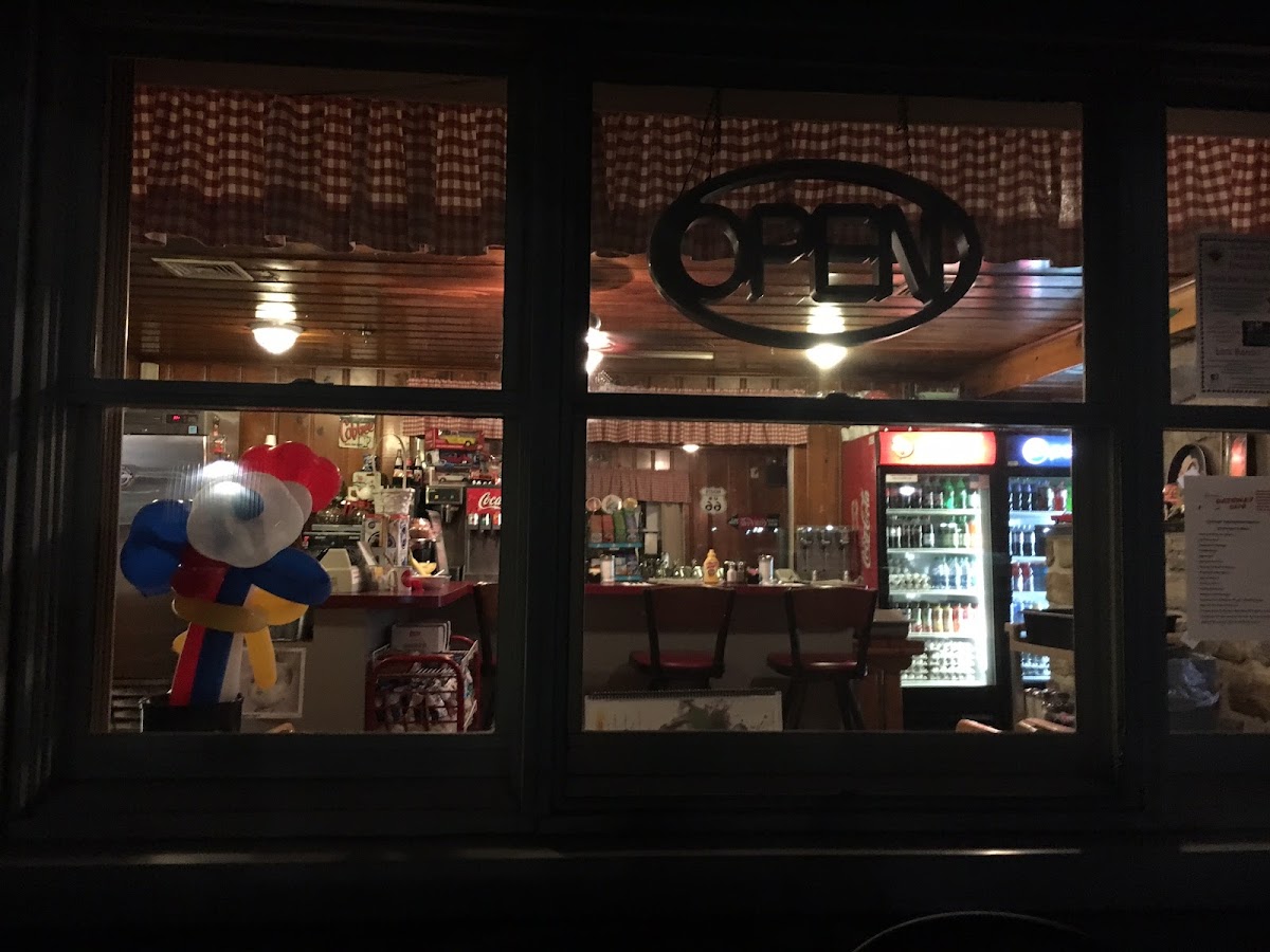 th Street Café
