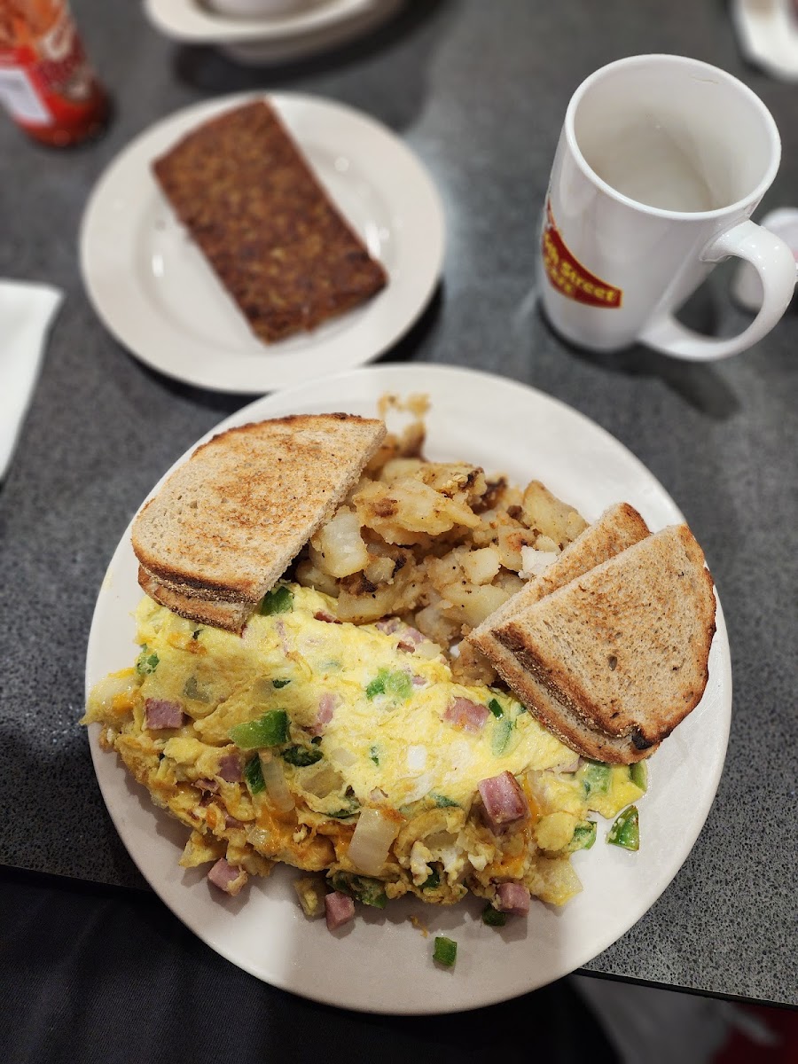 th Street Café - Photo 4