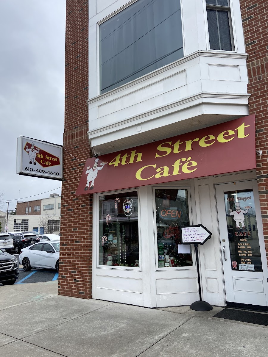 th Street Café - Photo 6