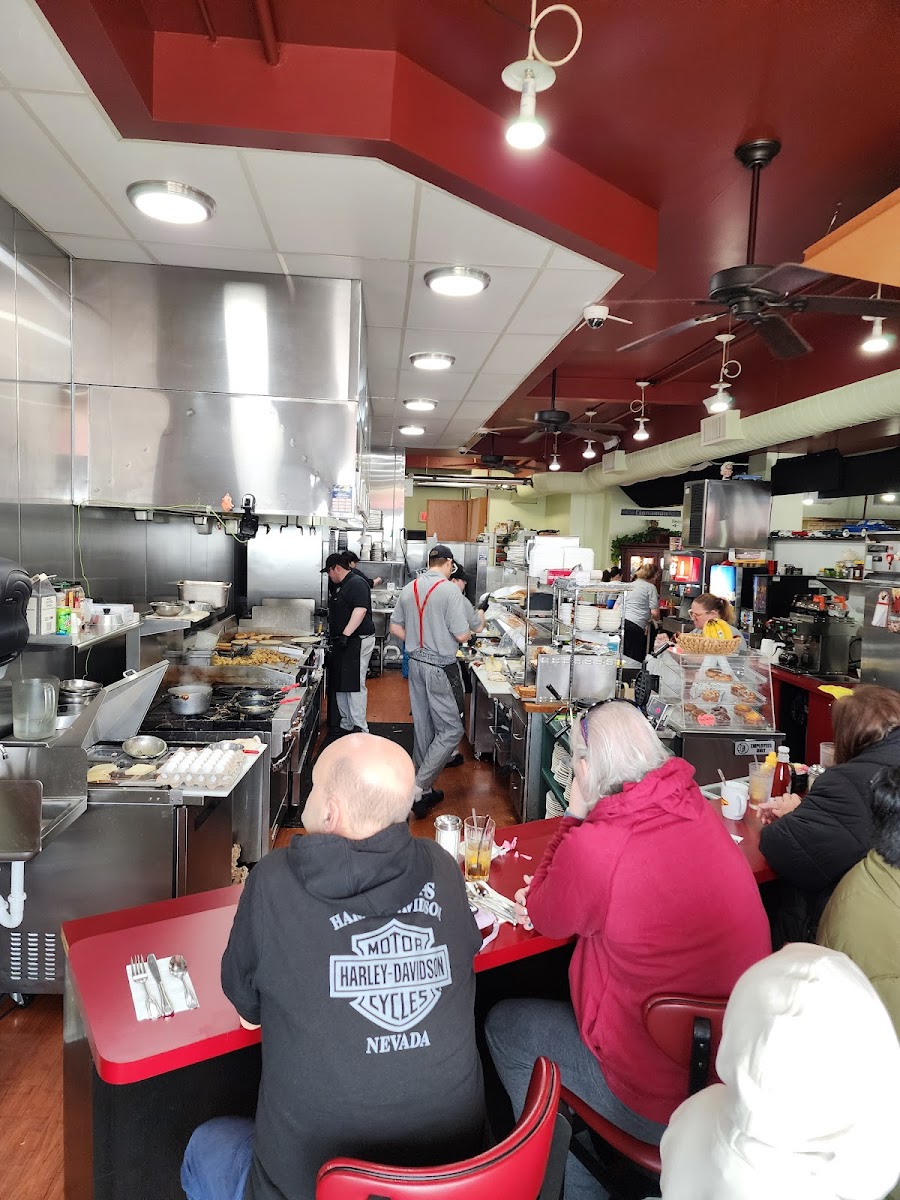th Street Café - Photo 8