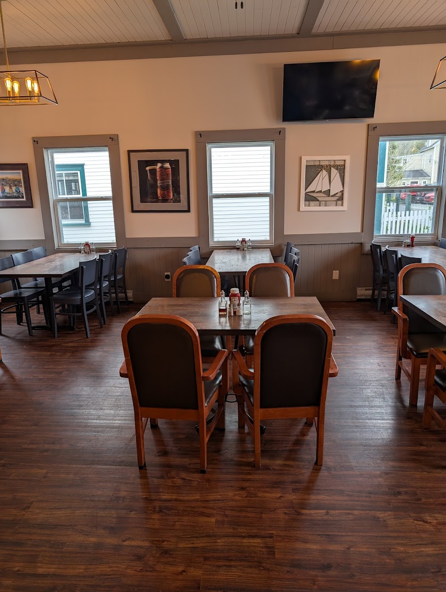 The Quay Restaurant - Photo 3