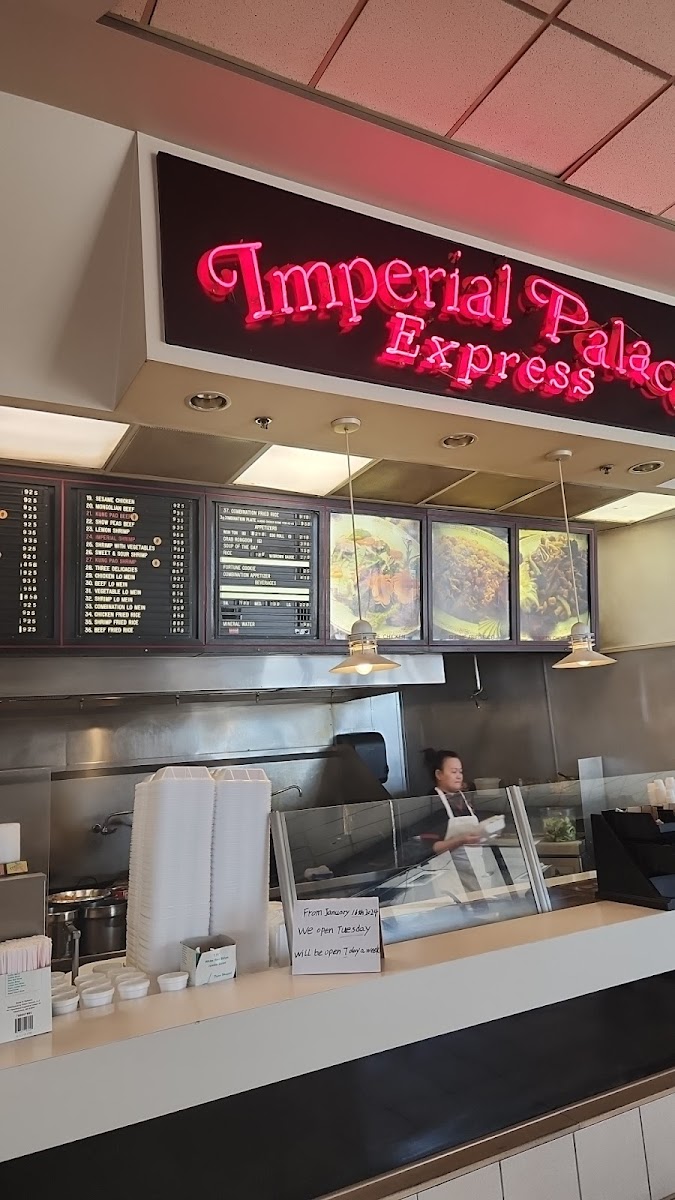 Imperial Palace Express - Photo 4