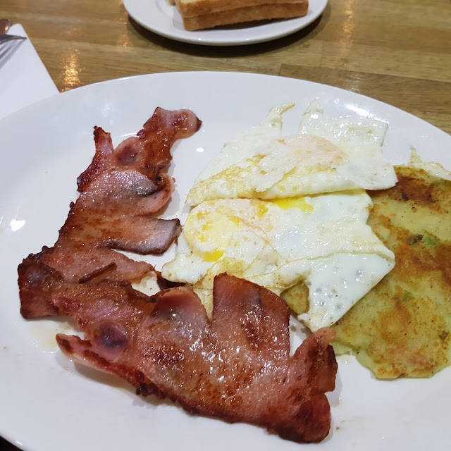 Bubble Breakfast
