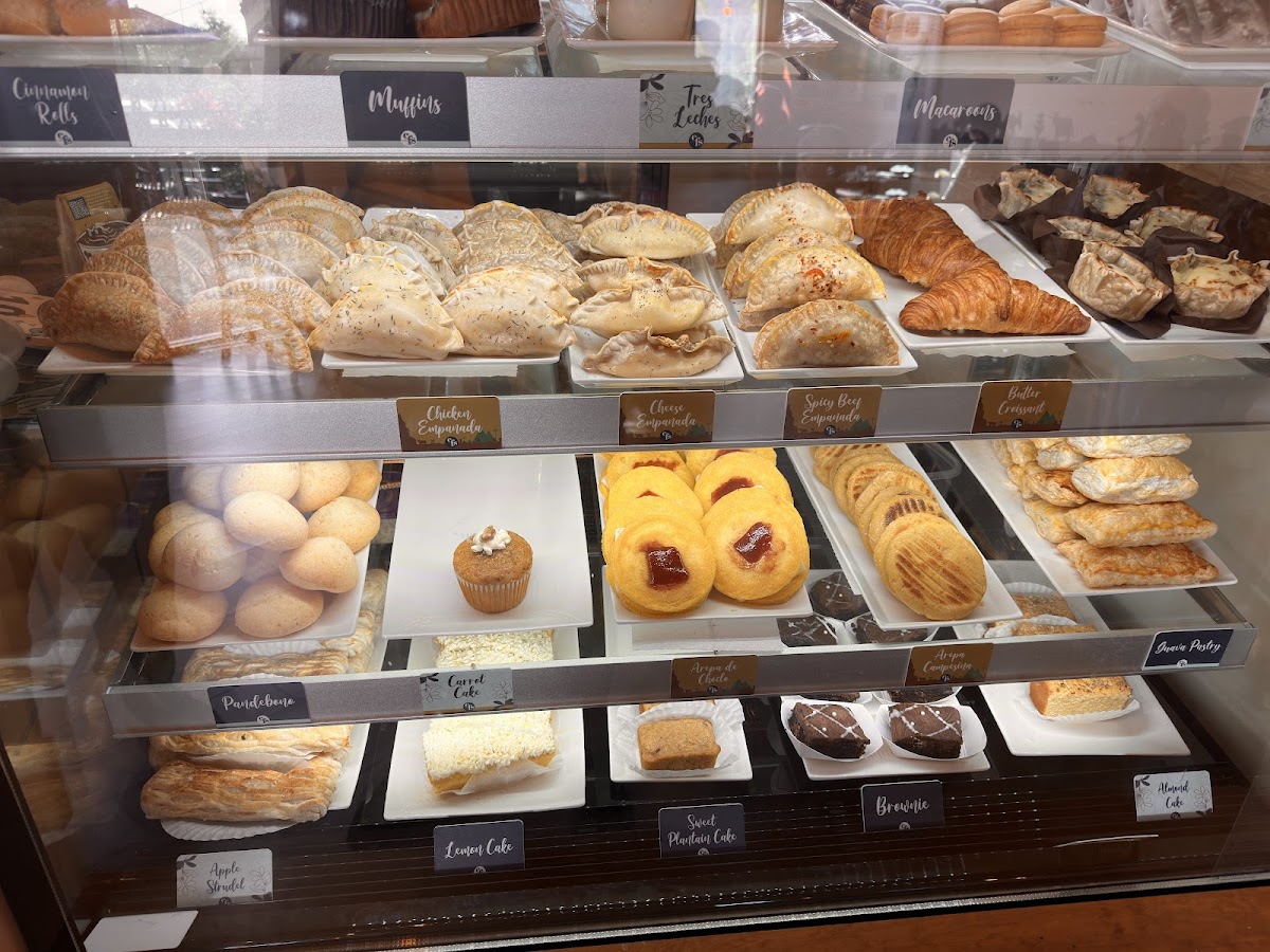 CFS Coffee For The Soul, Heathrow - Photo 3