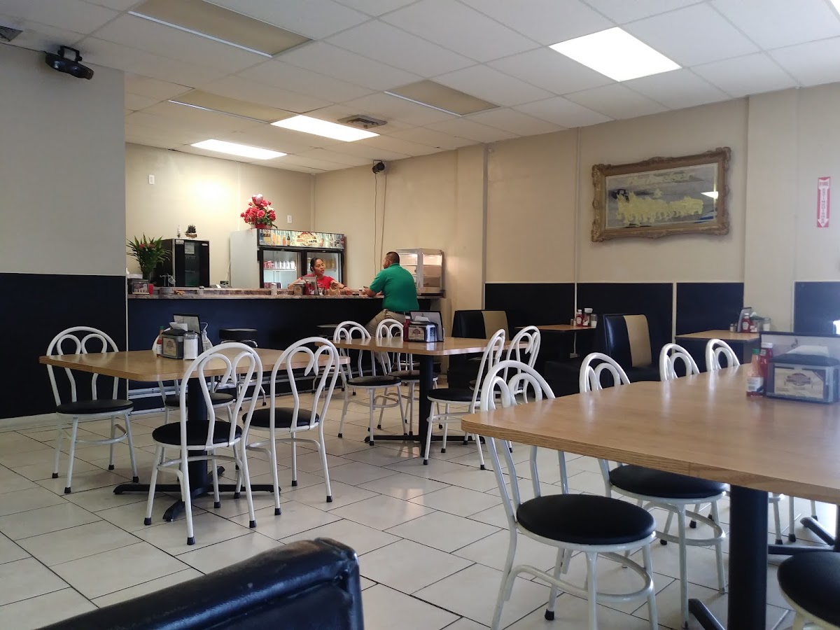 El Prado Cuban Cafe