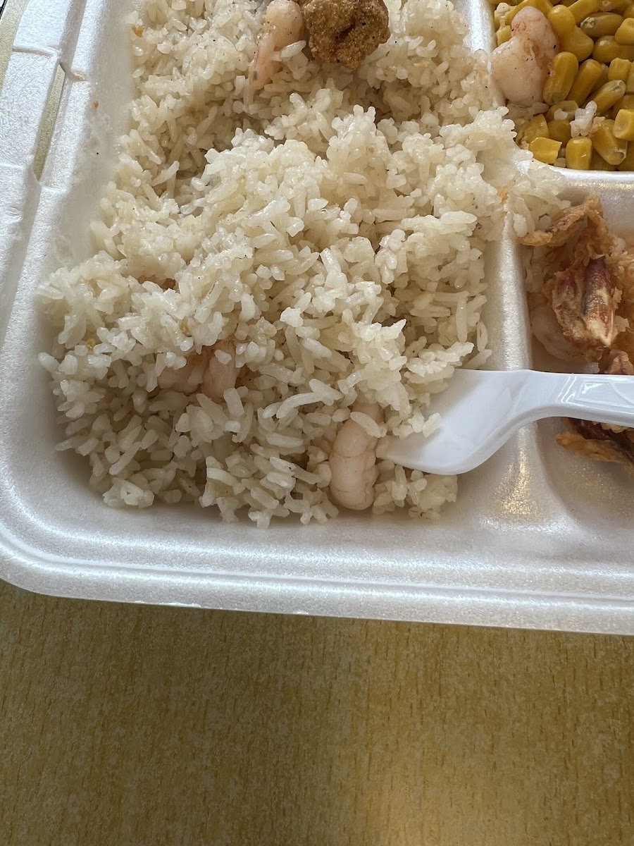 Golden Pier Seafood - Photo 4