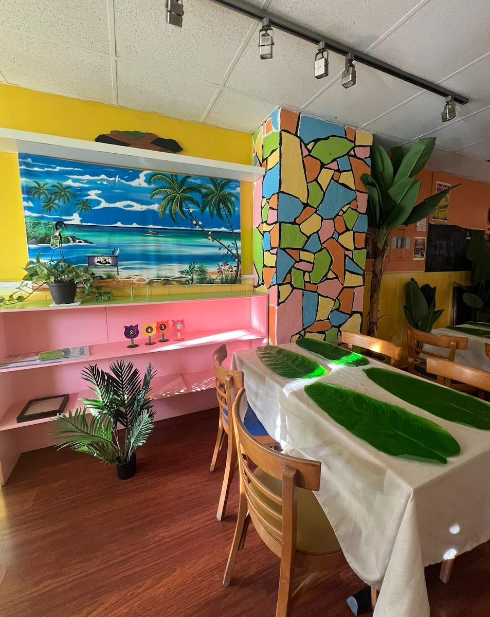 Coral's Caribbean Cuisine - Photo 7