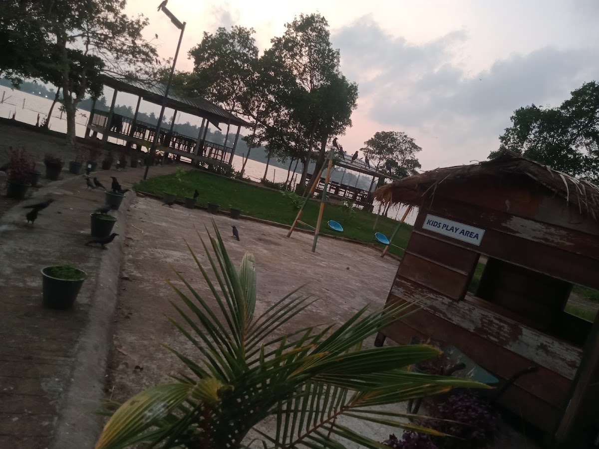 Kirala Island Restaurant - Photo 9