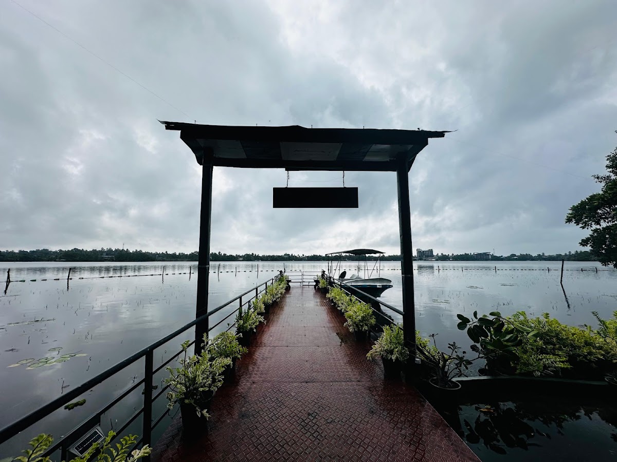Kirala Island Restaurant - Photo 2
