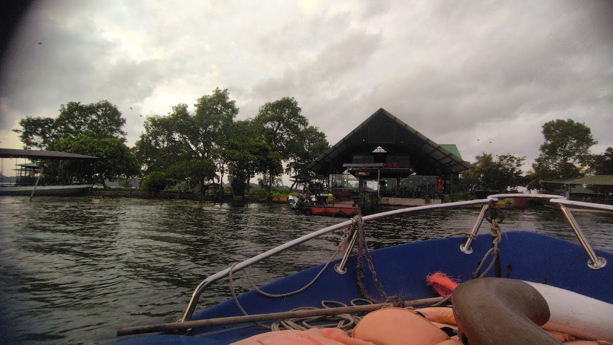 Kirala Island Restaurant - Photo 7