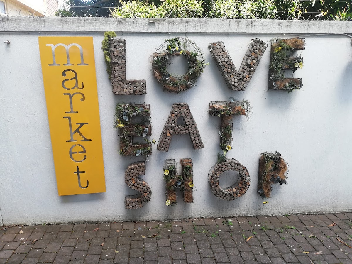Market Café Restaurant - Photo 2