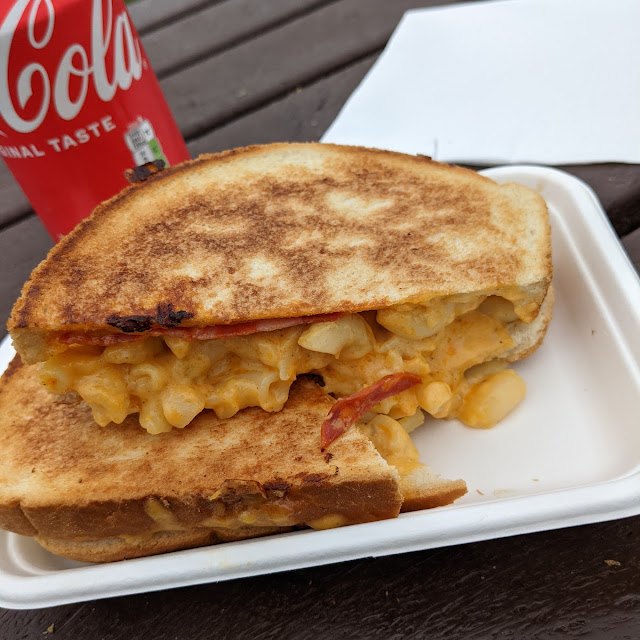 Macaroni Cheese Toastie