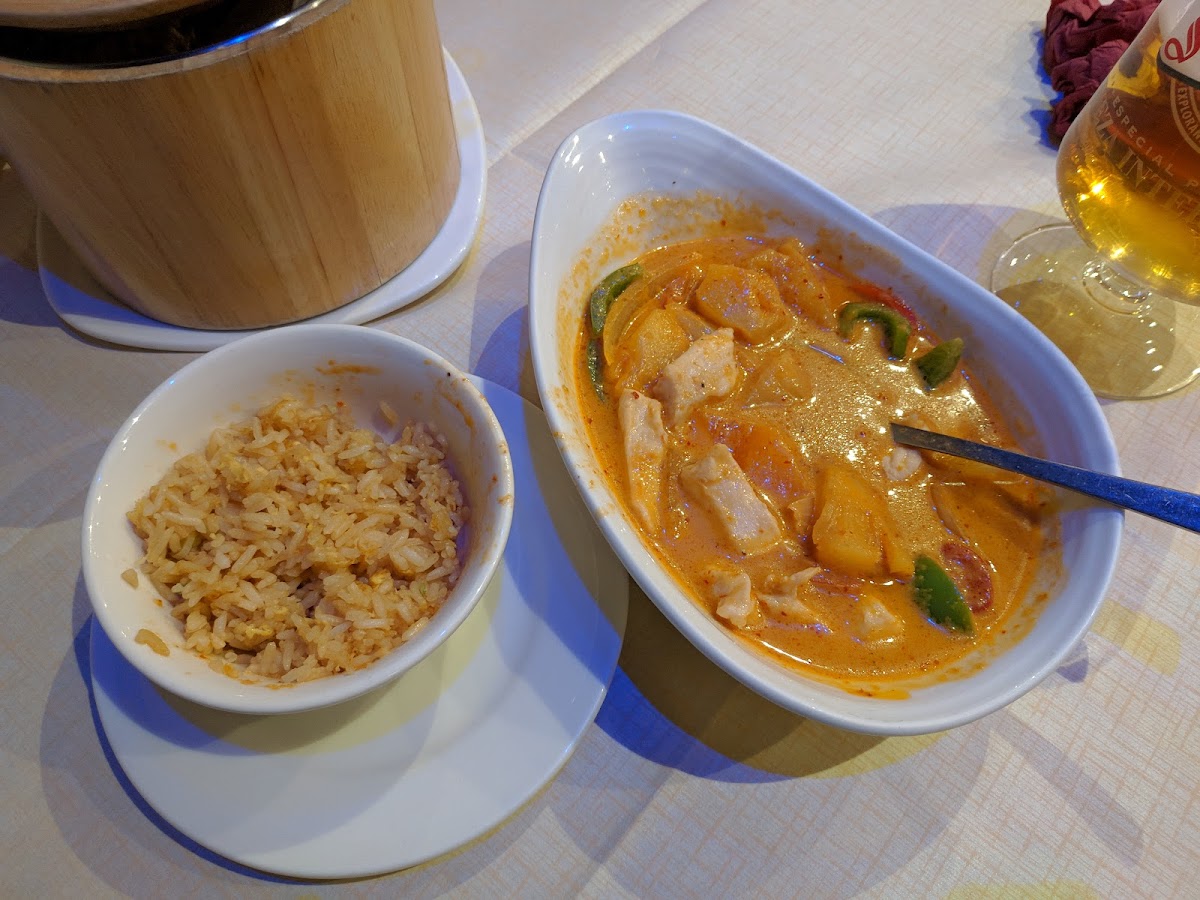 Bamboo Chinese & Thai Restaurant - Photo 5