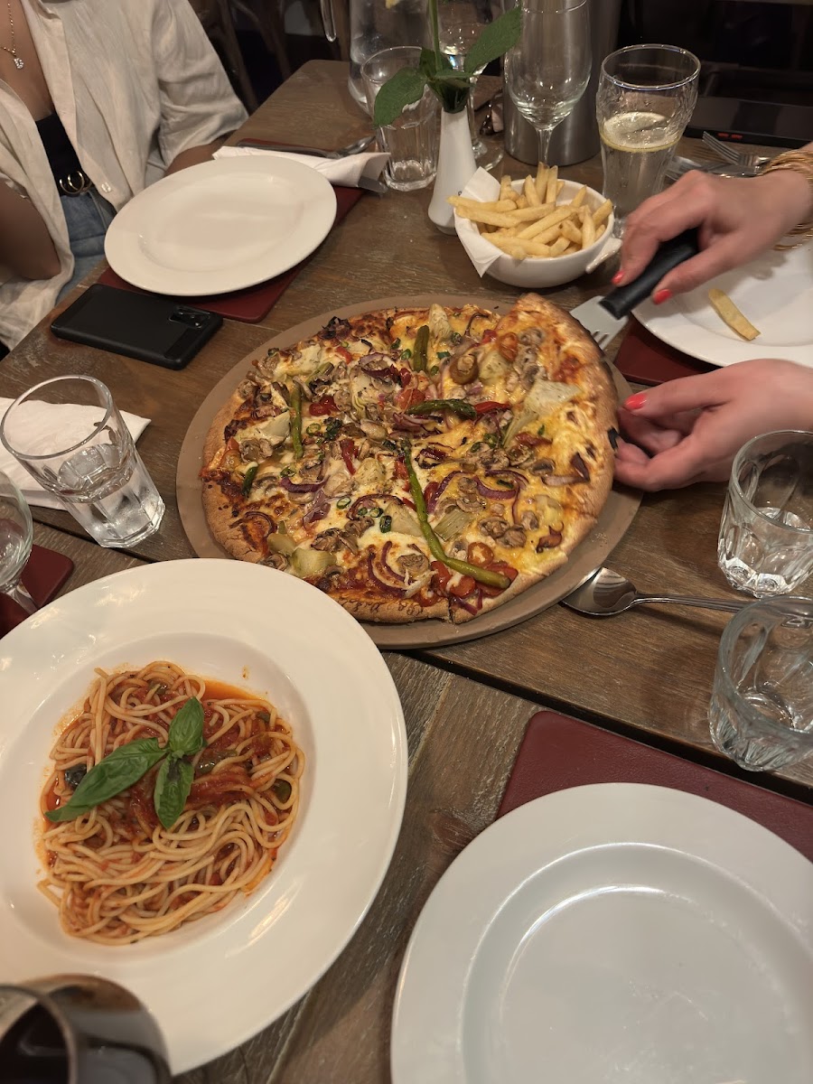 Il Piccolinos Ltd - Photo 3