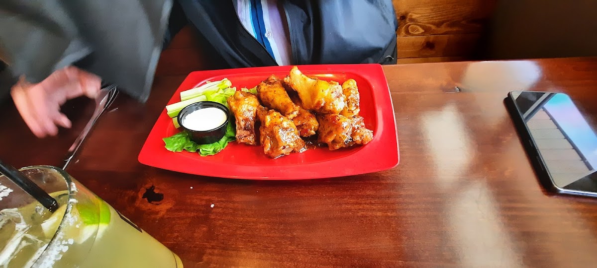 Jerry's Pub Grille - Photo 3