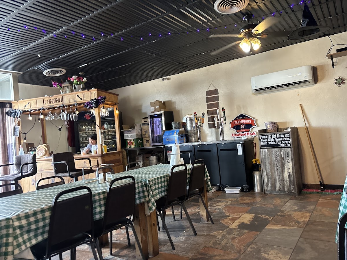 Texas Brick Oven - Photo 3