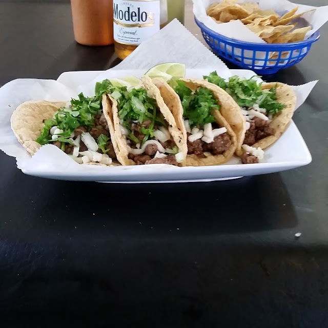 Tacos de Barbacoa de Chivo