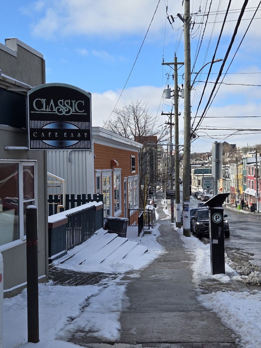 Classic Cafe East - Photo 4