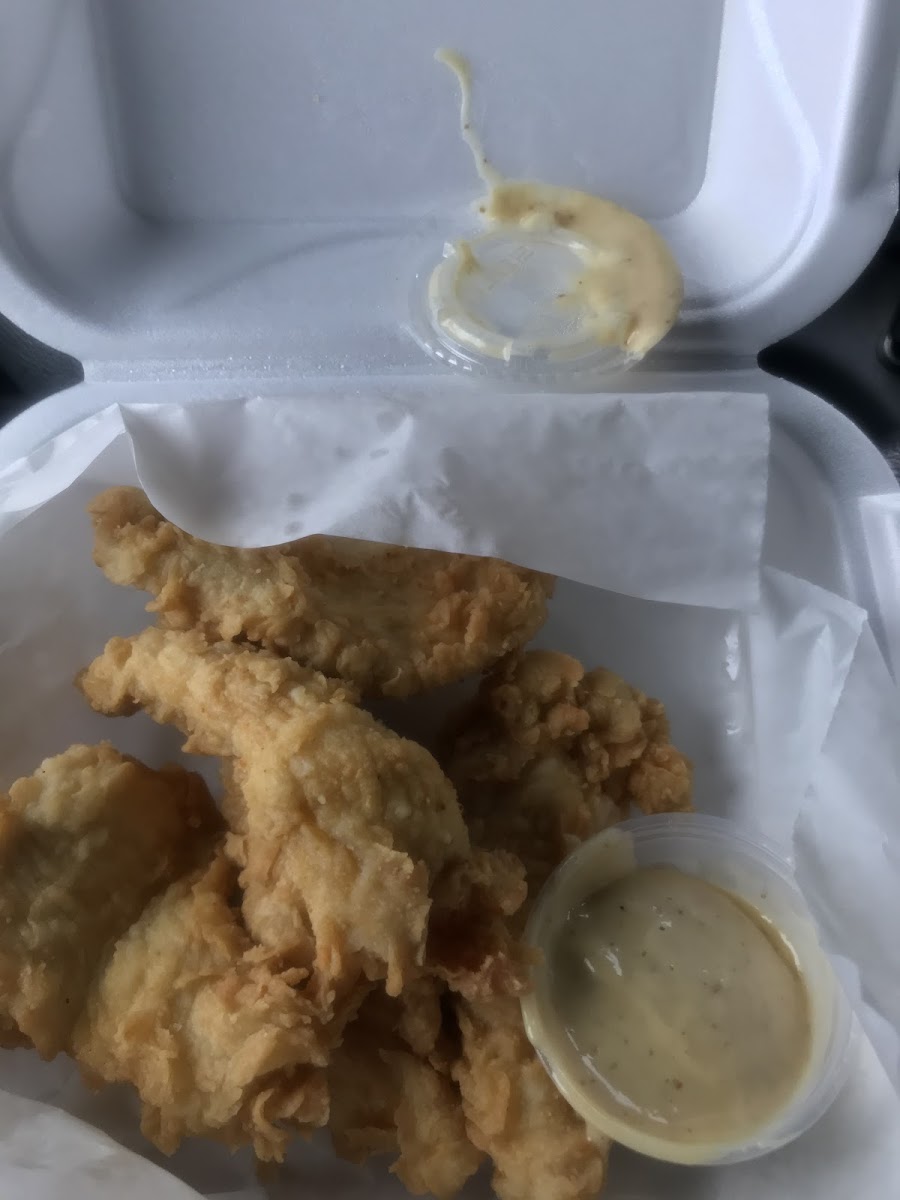 Mary Lee Do-Nuts / Bears Seafood & Po Boys - Photo 1