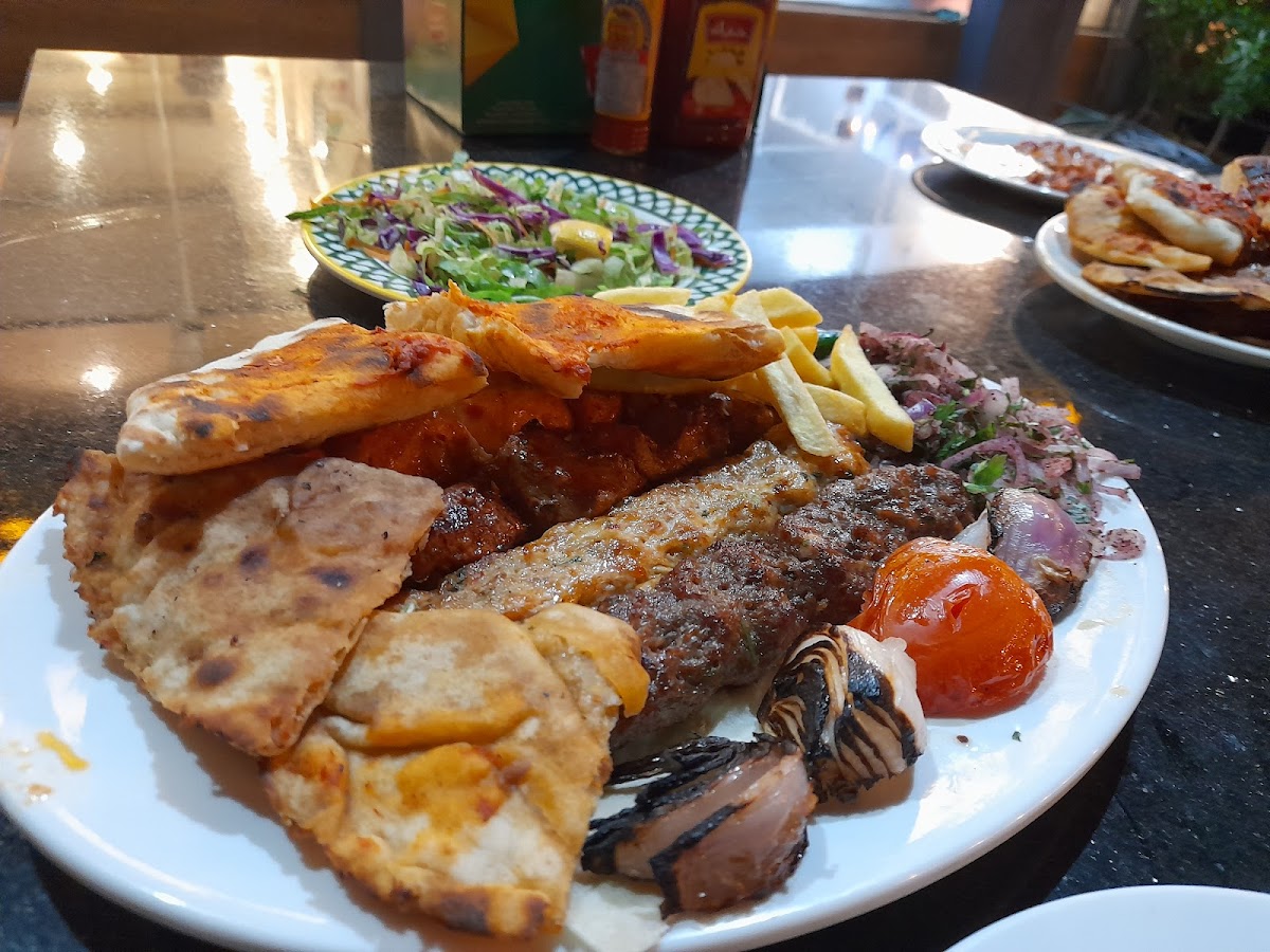 ALRAYYAN TURKISH RESTAURANT - Photo 2