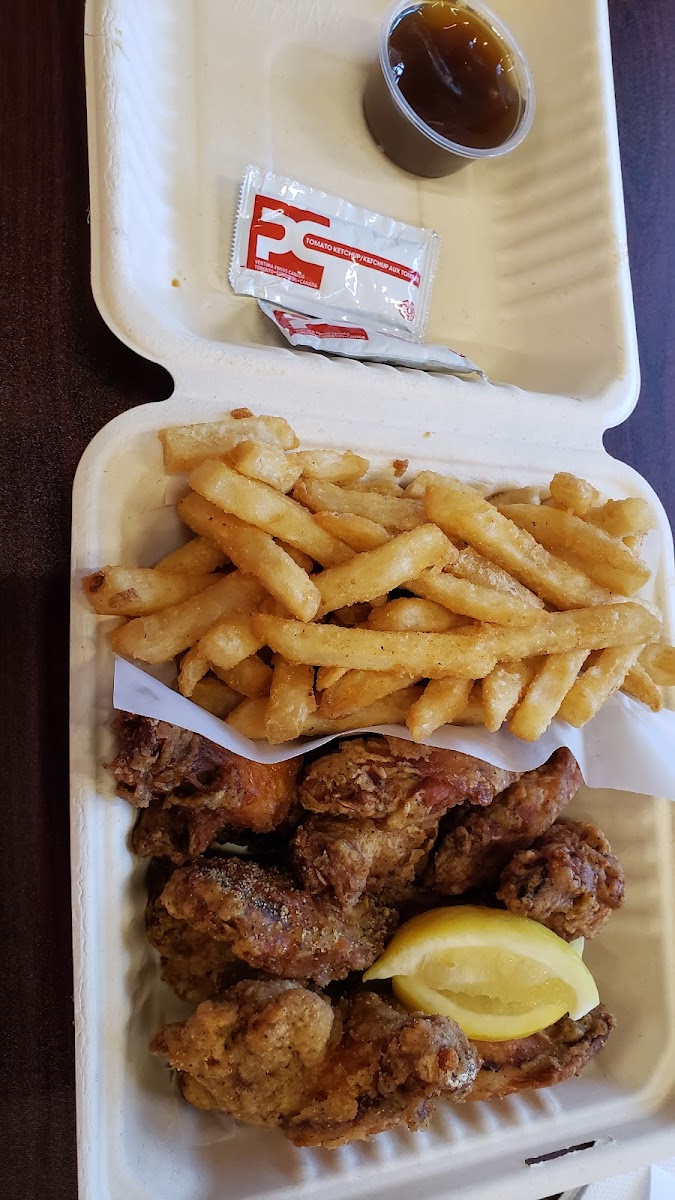 Big Wing's Calgary - Photo 6