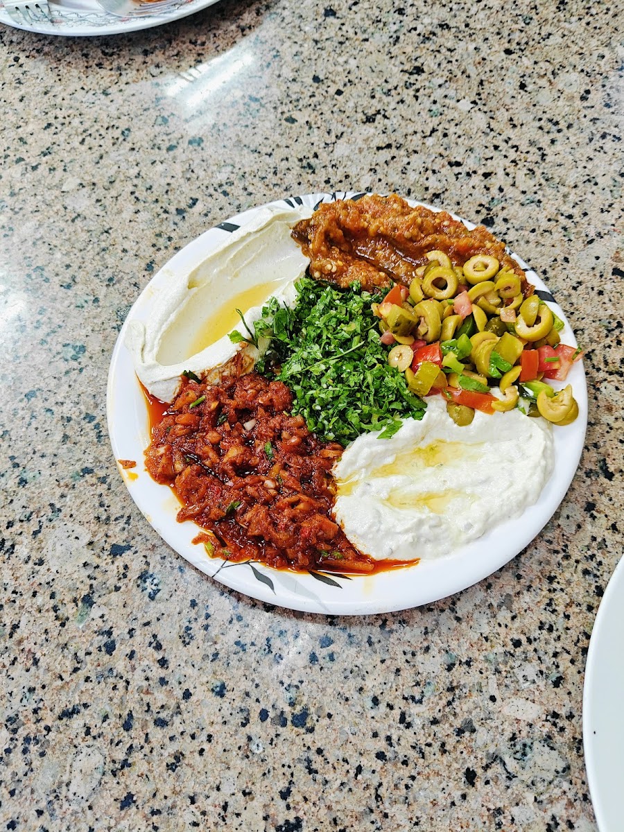 Istanbul Sultan Dining Restaurant - Photo 4