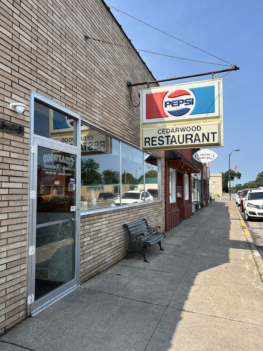 Cedarwood Family Restaurant - Photo 6
