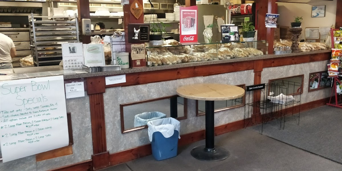 Schiano's Italian Restaurant - Photo 7