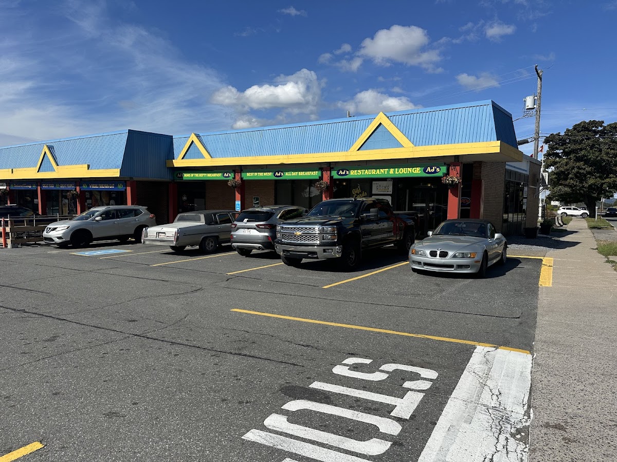 AJ's Lounge & Restaurant