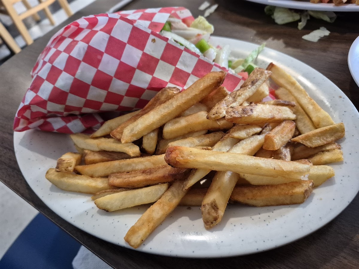 The Greek Grill - Photo 5
