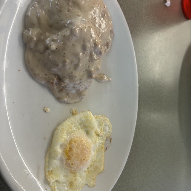 Biscuits and Gravy Half Order