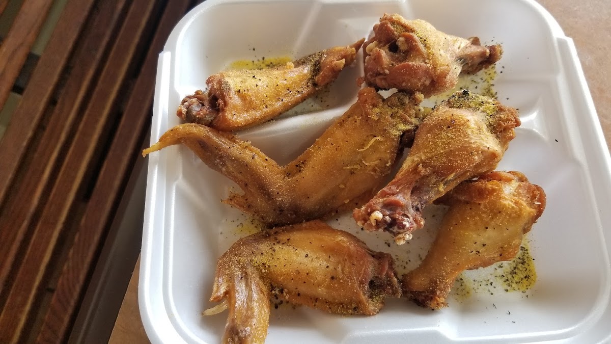 Dan's Seafood & Chicken - Photo 1