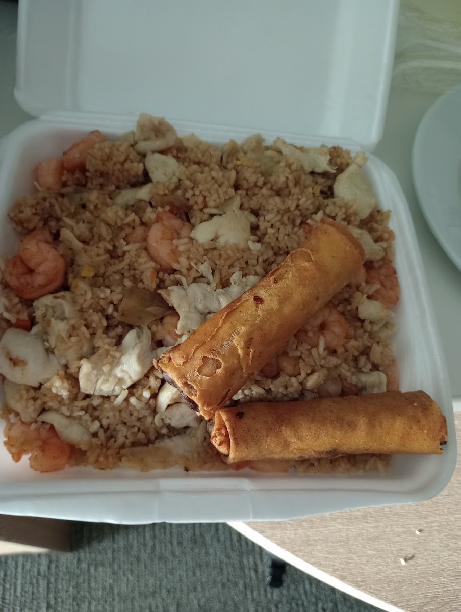 Dan's Seafood & Chicken - Photo 6