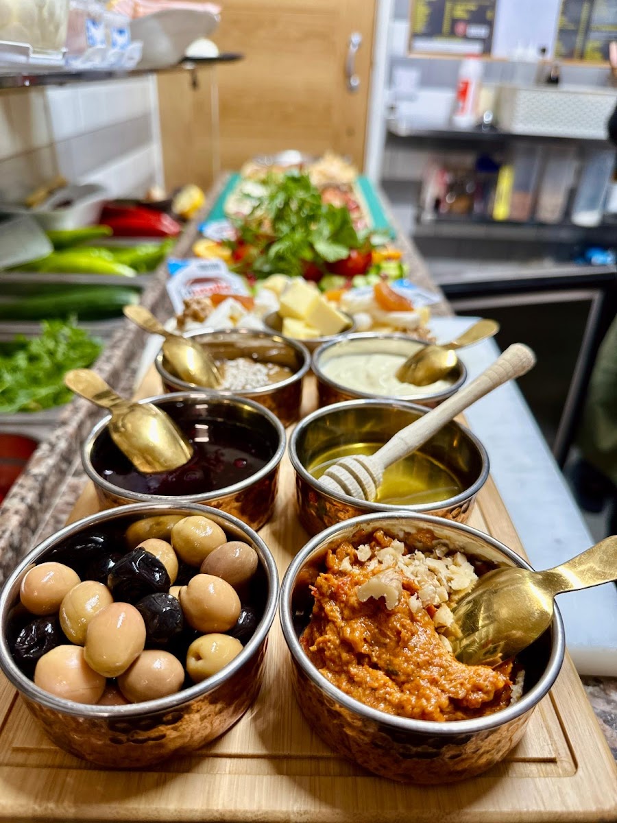 Mirache Kitchen - Photo 1