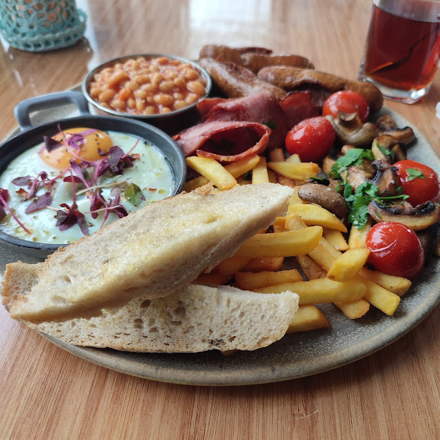 English Breakfast