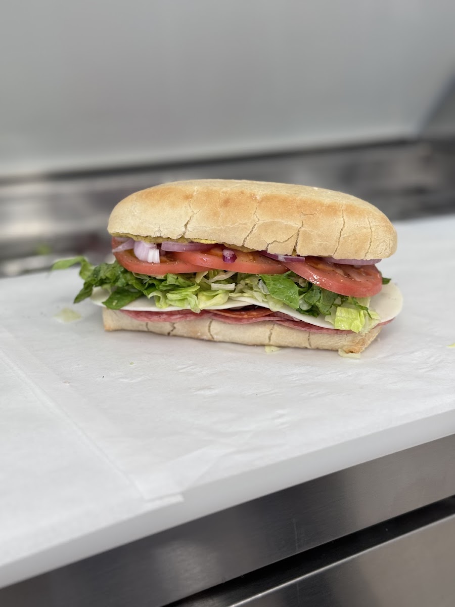 Cloudcroft Sandwich Shop - Photo 3