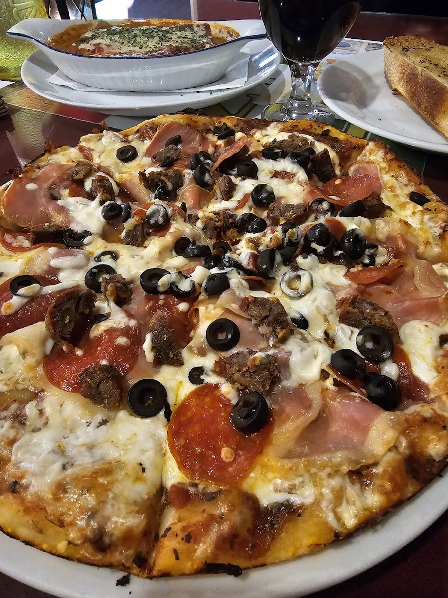 Pinos 'Authentic Italian Cuisine' - Photo 2