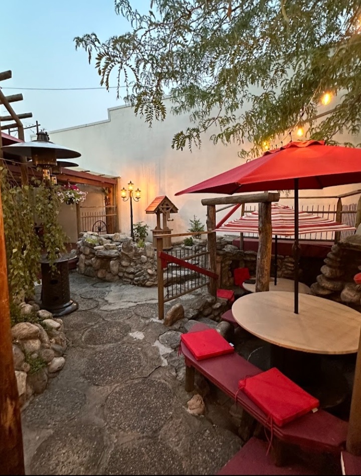 Garden House Restaurant - Photo 1