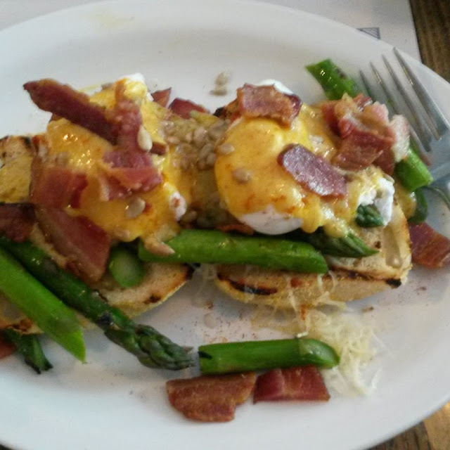 Oeufs Bénédictines
