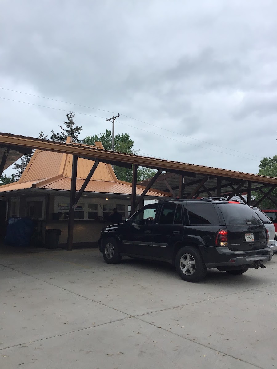 Gup's Drive In - Photo 1