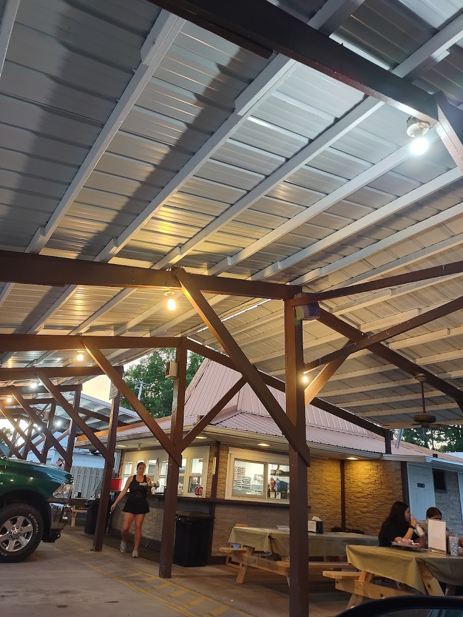 Gup's Drive In - Photo 5