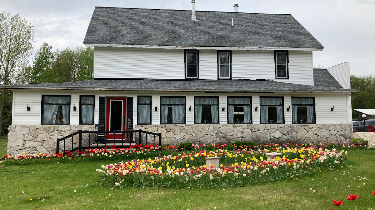 Helmer House Inn - Photo 2