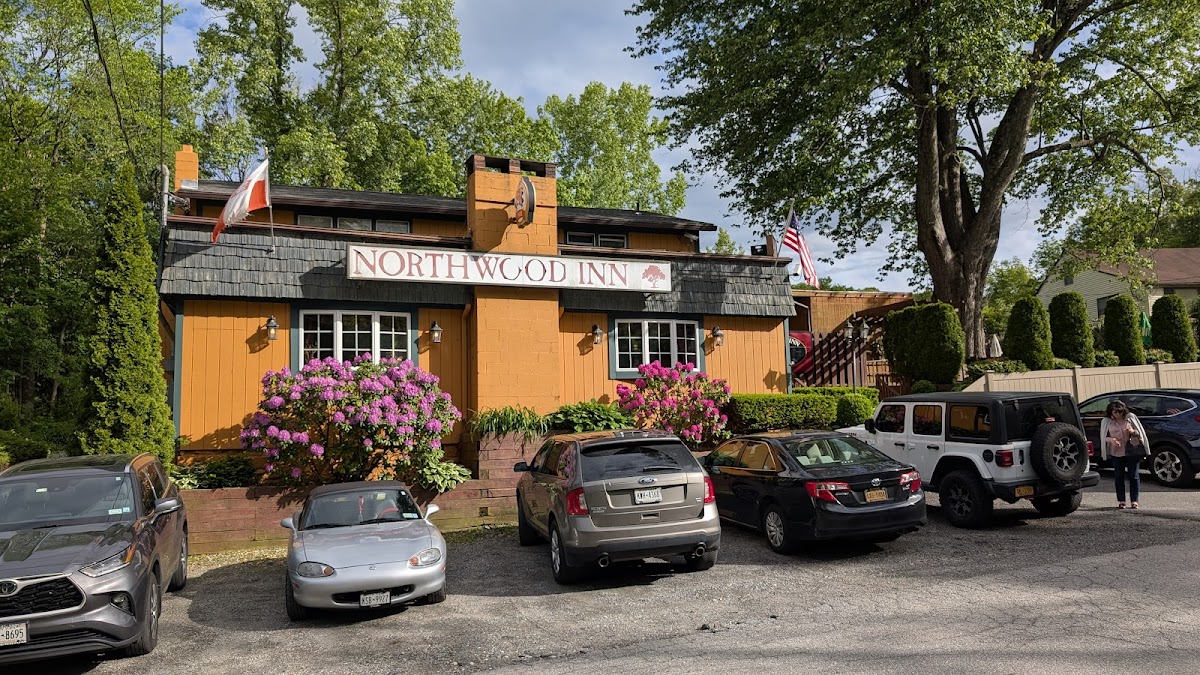 Northwood Inn - Photo 2
