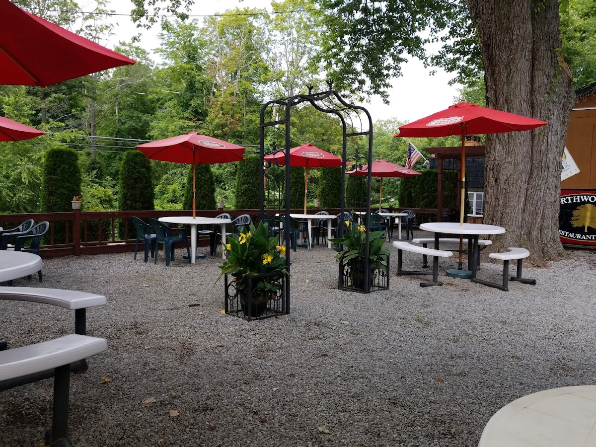 Northwood Inn - Photo 8