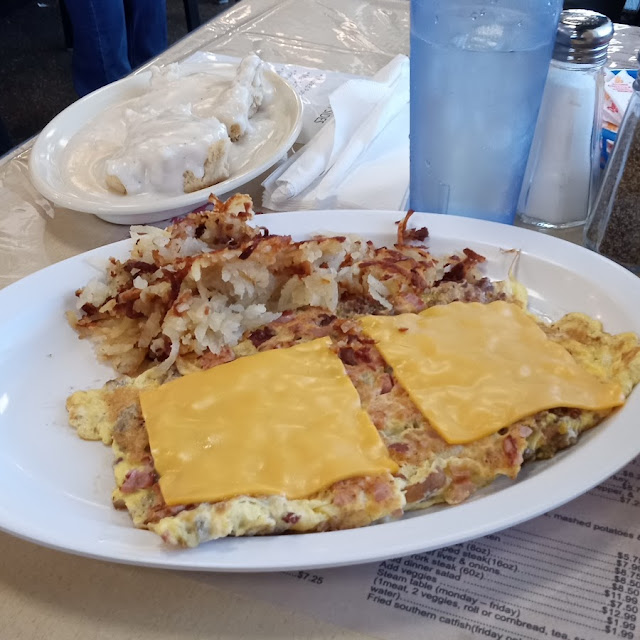Omelette Meat Lovers