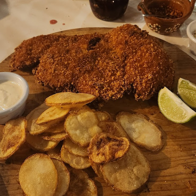 Milanesa de Pollo Con Papas Fritas