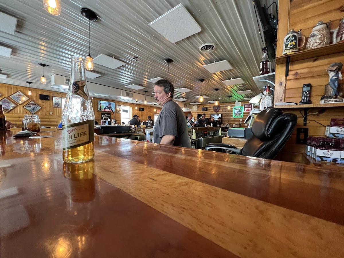 Kippy's Bar and Grill