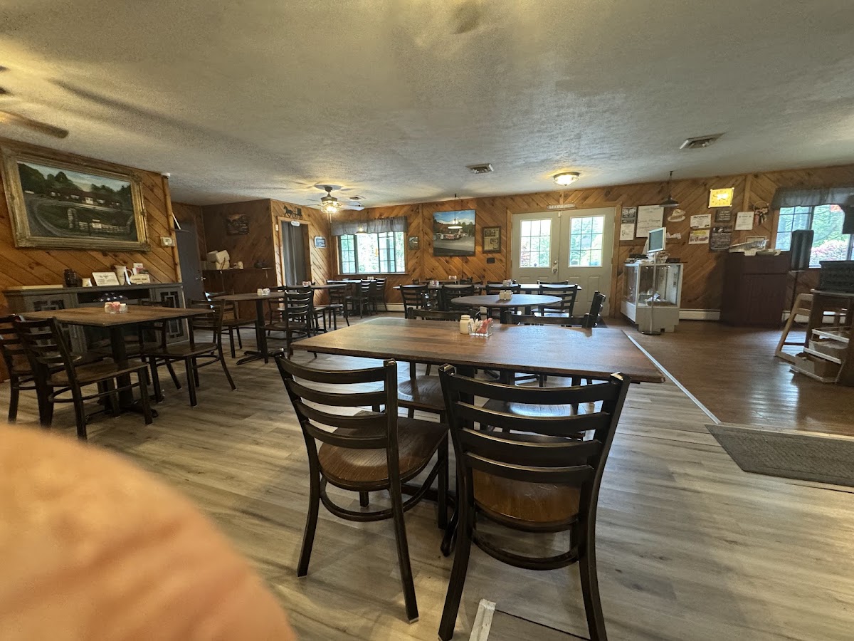 Melanie's Family Restaurant